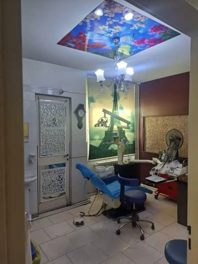 دندانپزشکی گل یاس پرند