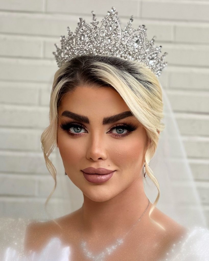 سالن زیبایی خاطره فخری