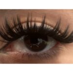 کاشت و اکستنشن مژه کاتلیا